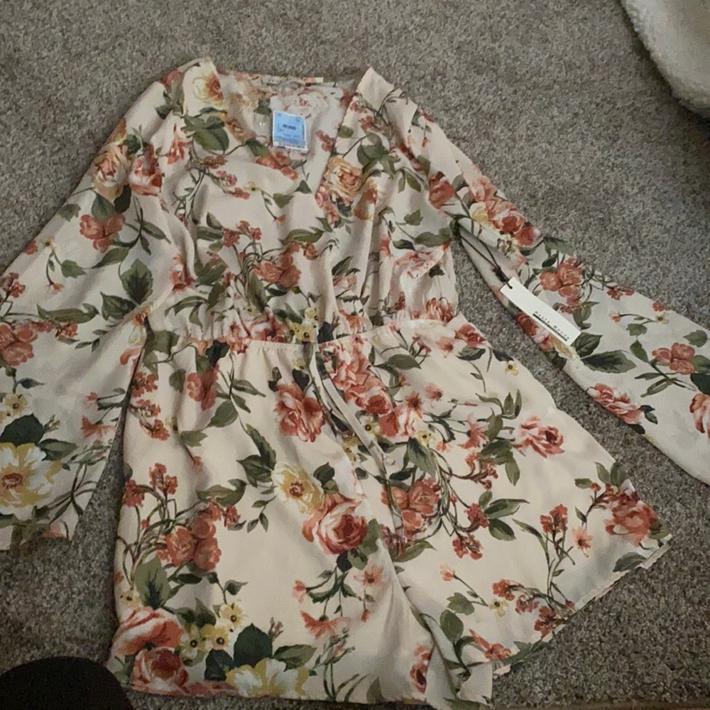 Ivory bone floral casual romper